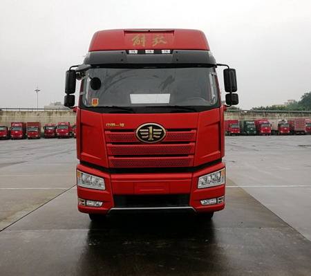 CA4250P66K24T1A4E5平头柴油半挂牵引汽车燃油公告图片1