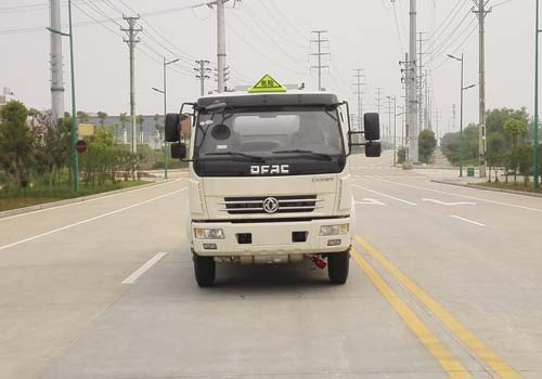 CLQ5120GJY5加油车燃油公告图片1