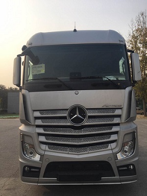Actros 2648 6X2半挂牵引车燃油公告图片1
