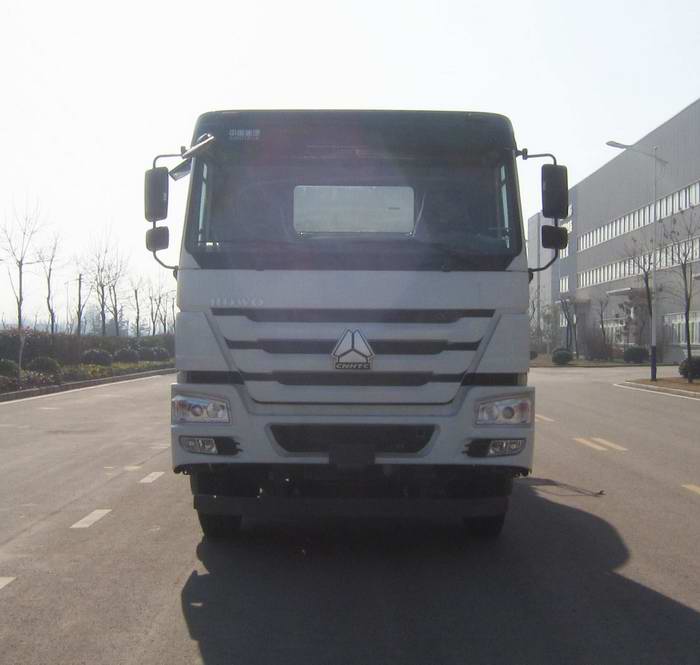 XZJ5311GJBB1混凝土搅拌运输车燃油公告图片1