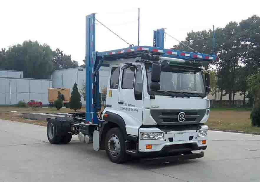 ZZ5181TBQN421GE1车辆运输半挂牵引车燃油公告图片2