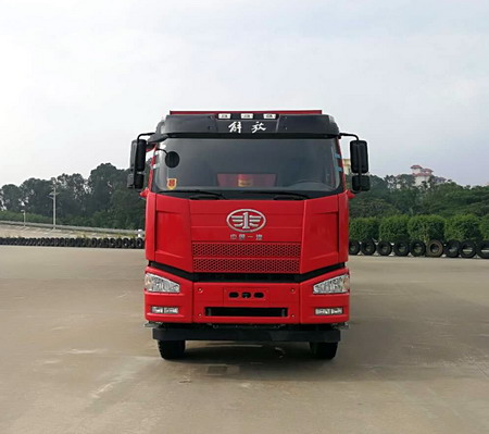CA3310P63K1L1T4E5平头柴油自卸汽车燃油公告图片1