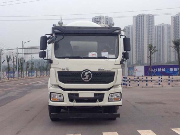 SX5310GFLHN306低密度粉粒物料运输车燃油公告图片1