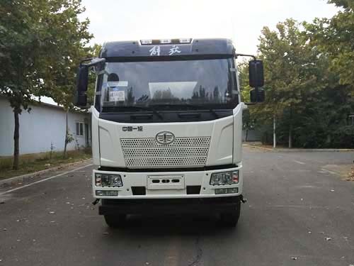 QDT5251GNYC5鲜奶运输车燃油公告图片1