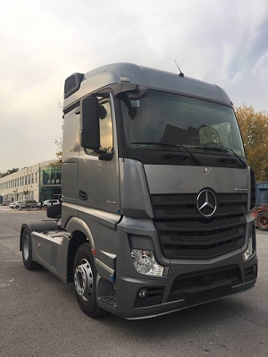 Actros 1842 4X2半挂牵引车燃油公告图片2
