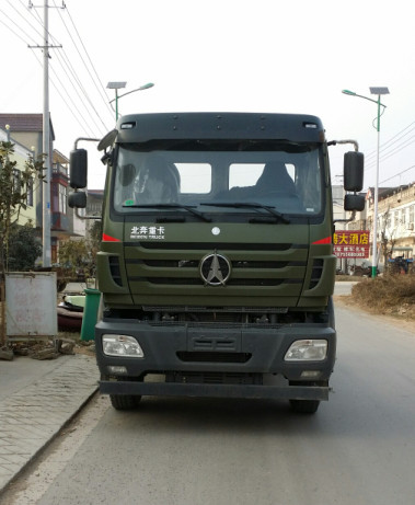 ND4250BD5J6Z00牵引车燃油公告图片1