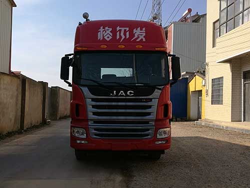 HFC4251P12K7E33S2V牵引汽车燃油公告图片1