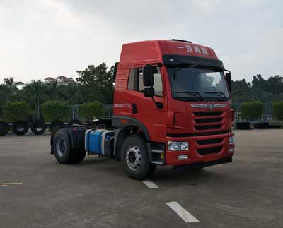 CA4186P1K2E5A80平头柴油牵引车燃油公告图片2