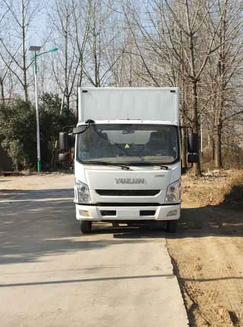 SH5042XXYZFDCWZ厢式运输车燃油公告图片1