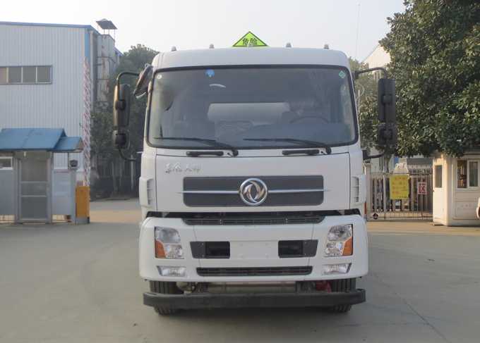 SLS5253GYYD5B运油车燃油公告图片1