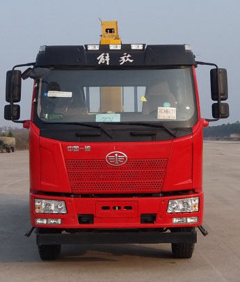 XZJ5181JSQJ5随车起重运输车燃油公告图片1
