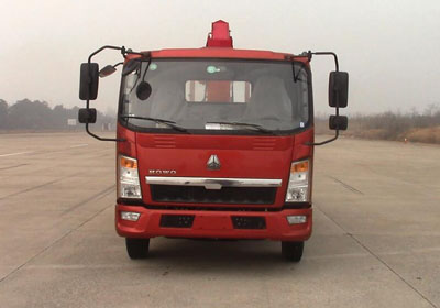 ZZ5047JSQF341CE145随车起重运输车燃油公告图片1