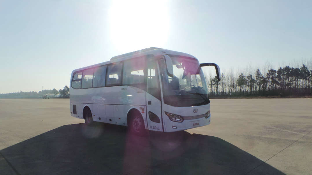 XMQ6829AYD5D客车燃油公告图片2