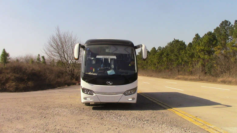 XMQ6871CYD5C客车燃油公告图片1
