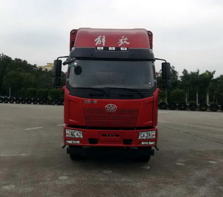 CA5180CCQP62K1L4E5畜禽运输车燃油公告图片1