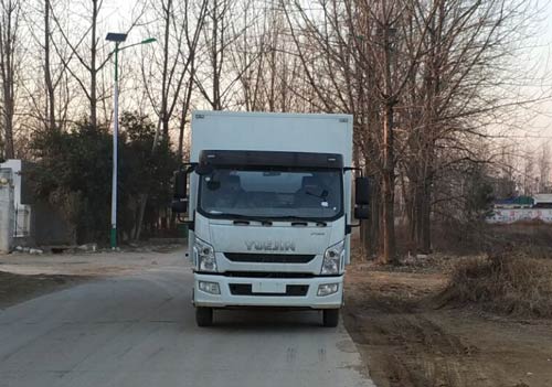 SH5082XXYZHDCWZ厢式运输车燃油公告图片1