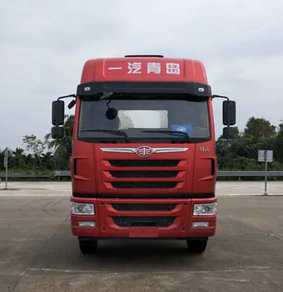 CA4186P2K15E5A80平头柴油牵引车燃油公告图片1