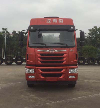 CA4186P1K2E5A80平头柴油牵引车燃油公告图片1