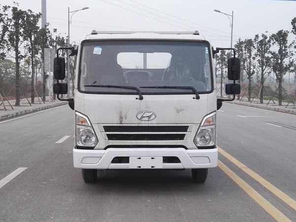 CHM1043GDC33V载货汽车燃油公告图片1