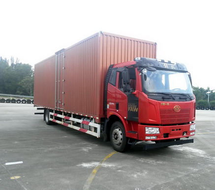 CA5180XXYP62K1L5E5厢式运输车燃油公告图片2