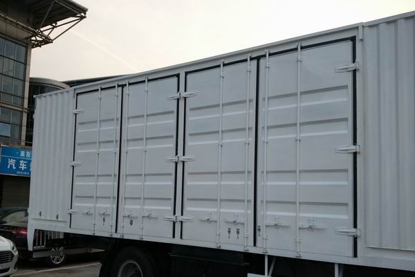 ZZ5167XXYG561DE1厢式运输车燃油公告扩展图片5