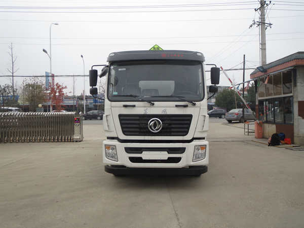 SLS5312GRYE5S易燃液体罐式运输车燃油公告图片1