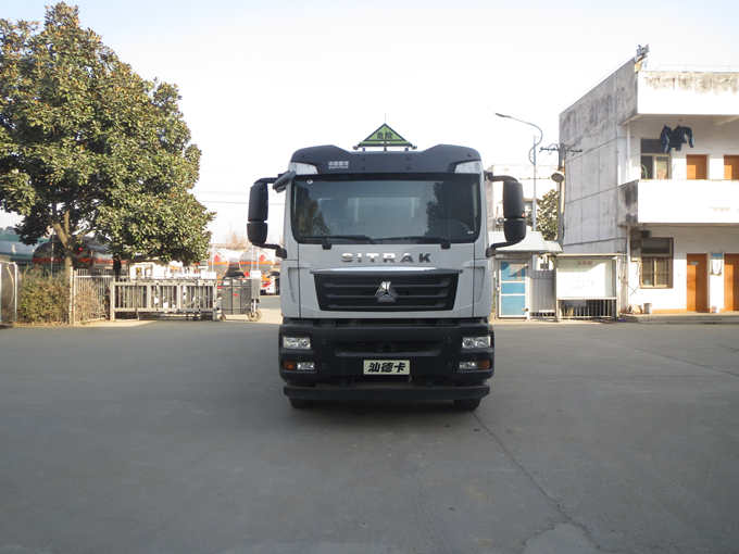 SLS5326GYYZ5D运油车燃油公告图片1