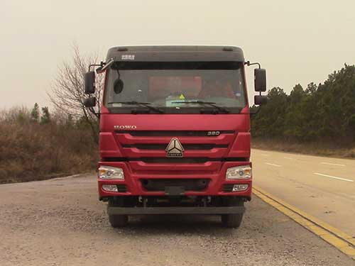 ZZ3317N4667E1自卸汽车燃油公告图片1
