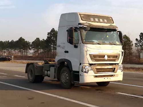 ZZ4187N361WE1牵引汽车燃油公告图片2