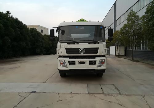 CLQ5251GYY5运油车燃油公告图片1