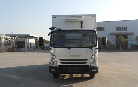 JMT5081XLCXK2冷藏车燃油公告图片1