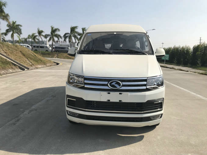XMQ6535CEG52轻型客车燃油公告图片1
