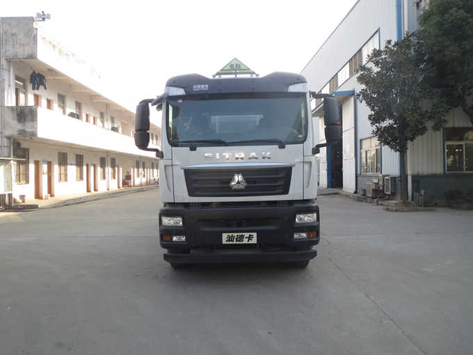 SLS5326GRYZ5易燃液体罐式运输车燃油公告图片1