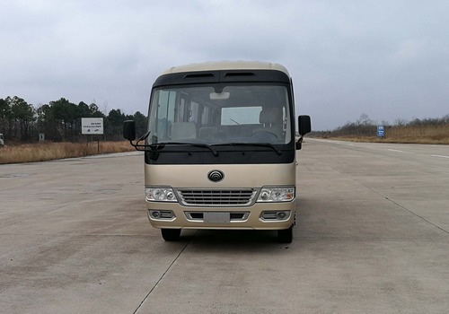 ZK6710Q1客车燃油公告图片1