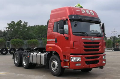 CA4255P1K2T1E5A80危险品运输半挂牵引车燃油公告图片2