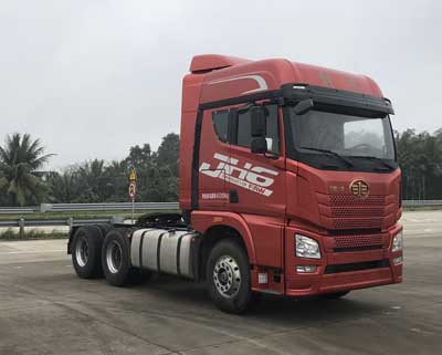 CA4259P25K2T1E5A80平头柴油牵引车燃油公告图片2