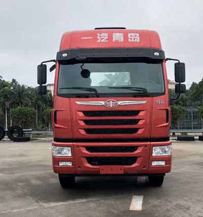 CA4256P2K15T1E5A80平头柴油牵引车燃油公告图片1