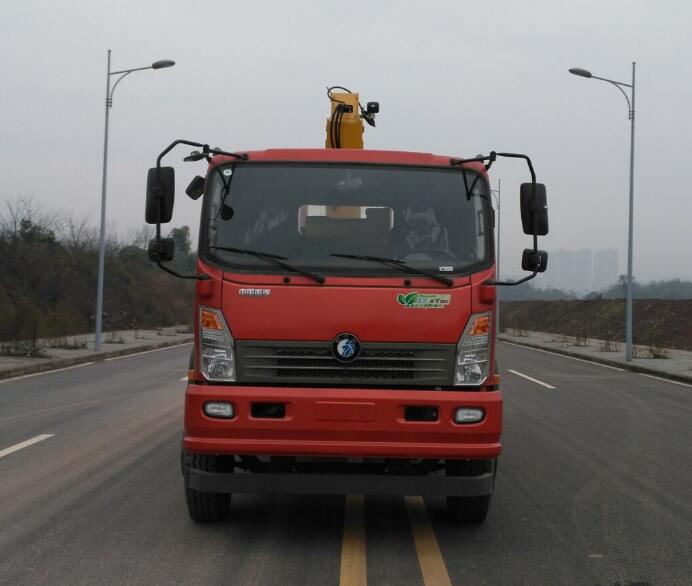 CDW5162JSQA1R5随车起重运输车燃油公告图片1