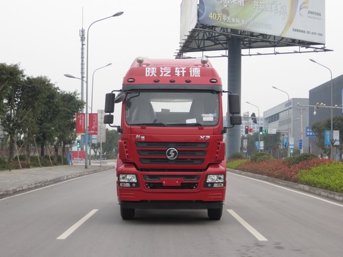 SX4250X3L牵引汽车燃油公告图片1