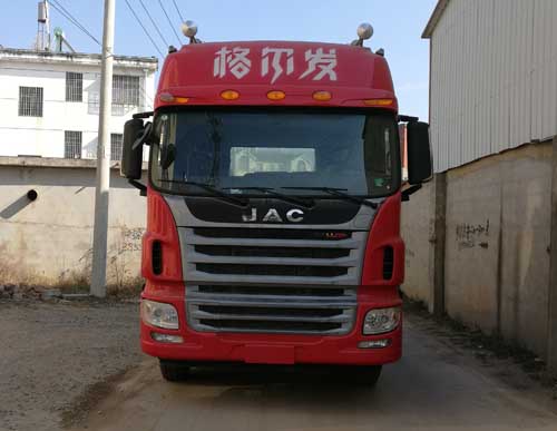HFC4251P1K5E33S2QV牵引汽车燃油公告图片1