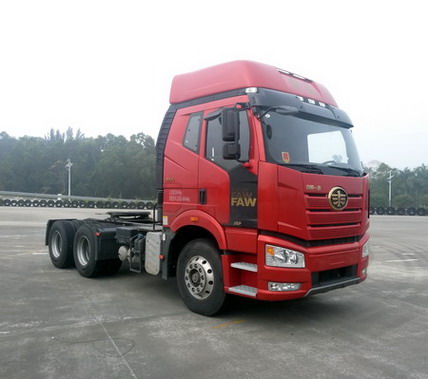 CA4250P66K24T1A4E5平头柴油半挂牵引汽车燃油公告图片2
