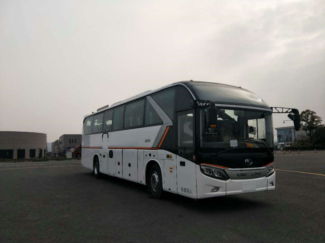 XMQ6127CYD5A客车燃油公告图片2