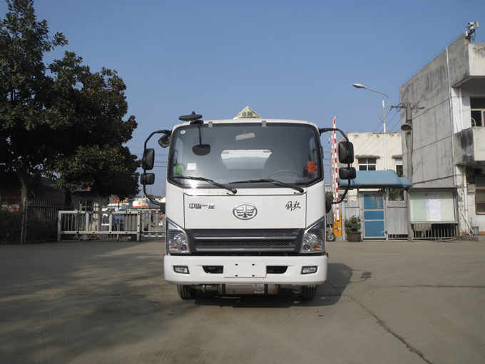 SLS5070GYYC5V运油车燃油公告图片1