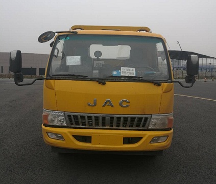 KK5080TQZ01清障车燃油公告图片1