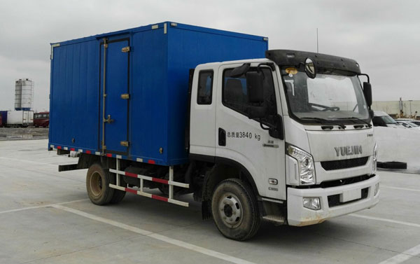 SH5042XXYZFDCWZ2厢式运输车燃油公告图片2
