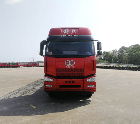 CA5310CCQP66K24L7T4E5畜禽运输车燃油公告图片1