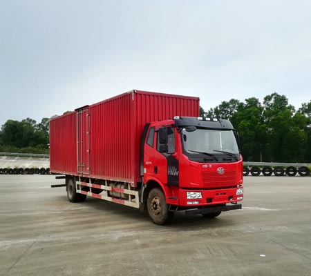 CA5180XXYP62K1L5E5厢式运输车燃油公告图片2
