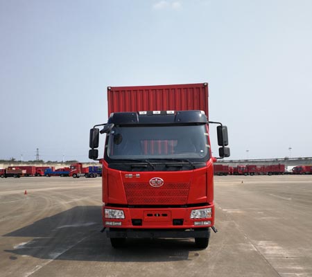 CA5180XXYP62K1L5E5厢式运输车燃油公告图片1