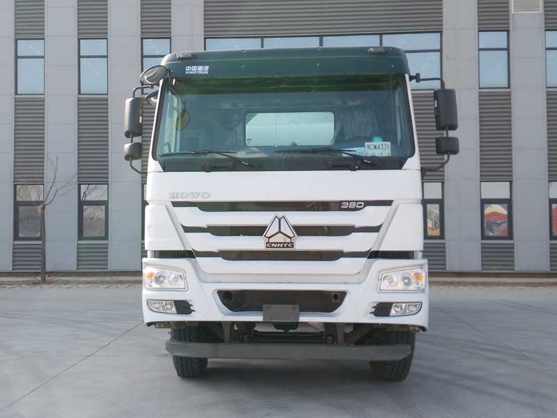 CLY5257GJB43E1B混凝土搅拌运输车燃油公告图片1