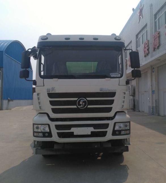 WL5313GJBSX30混凝土搅拌运输车燃油公告图片1